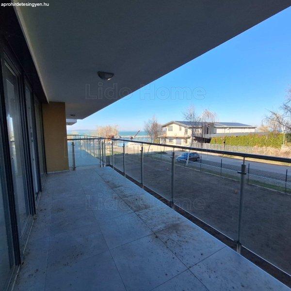 Ezüstparton PANORÁMÁS, újépítésű VÍZPARTI, erkélyes lakás ELADÓ! -
Siófok