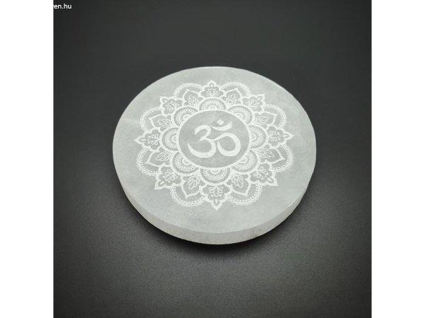 Szelenit korong díszített om mandala 10cm