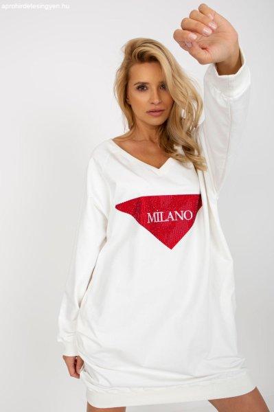 Hosszú pulóver V-nyakkal és felirattal, 11373-as modell, ekrü színű