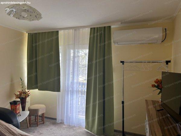 Eladó részben felújított nyaraló Zánkán - Zánka