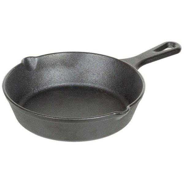 Fox Outdoor Serpenyő fogantyúval, öntöttvas, átmérő kb. 20 cm