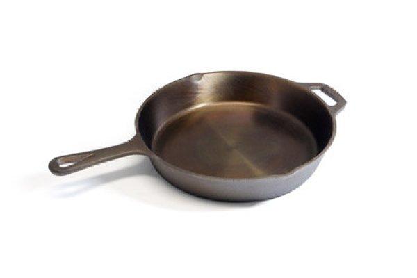 Origin Outdoors Öntöttvas tűzálló serpenyő 26cm, 1,8L