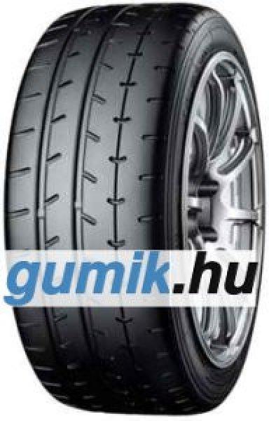 Yokohama Advan A052 ( 265/30 ZR19 (93Y) XL )