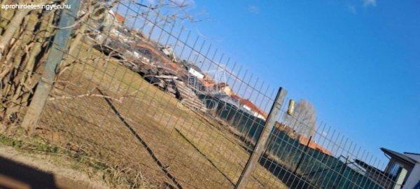 Eladó telek Gyál, 	Pipacs utca