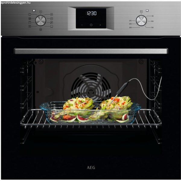 AEG OA5CB31SM SurroundCook/SteamBake 5000 gőzfunkciós sütő katalitikus
hátfal/aqua clean tisztítással inox