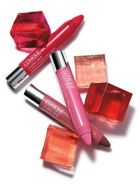 Clinique Hidratáló ajakrúzs Chubby Stick (Moisturizing Lip Colour
Balm) 3 g 05 Chunky Cherry