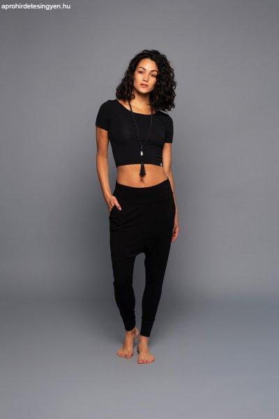 LAZY T CROP BLACK