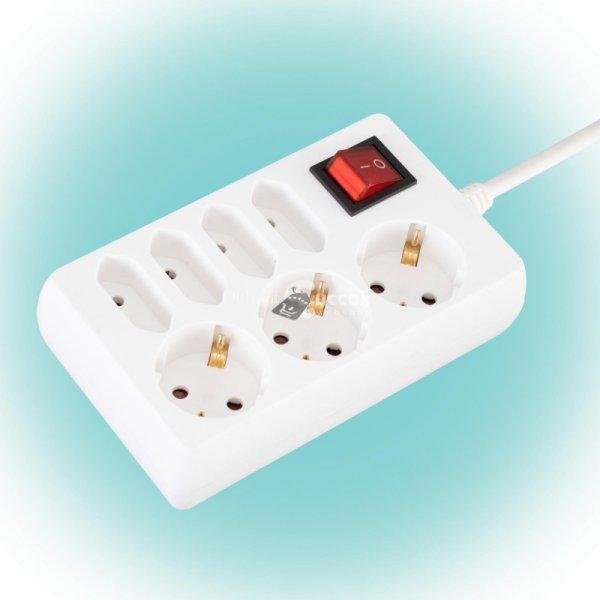 Home NV 17/WH hálózati elosztó, 1,5 m, H05VV-F 3G1,0 mm2 kábel, kapcsolós,
IP20 kivitel, 3 védőérintkezős és 4 euro aljzat, max.