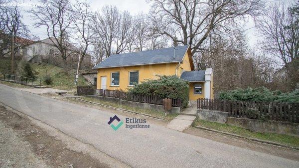 Krasznokvajda Petőfi utcában 40 m2-es ingatlan eladó!