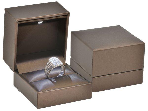 JK Box Luxus LED megvilágítású műbőr ékszerdoboz gyűrűre ZK-2/L/A21
