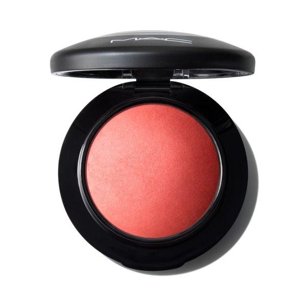 MAC Cosmetics Ásványi arcpirosító (Mineralize Blush) 4 g Hey, Coral, Hey