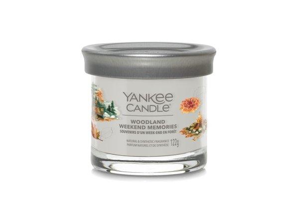 Yankee Candle Illatgyertya Signature kicsi Woodland Weekend Memories 122 g