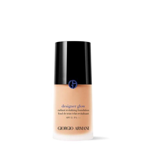 Giorgio Armani Highlighter folyékony smink SPF 15 Designer Glow (Radiant
Revitalizing Foundation) 30 ml 2.5