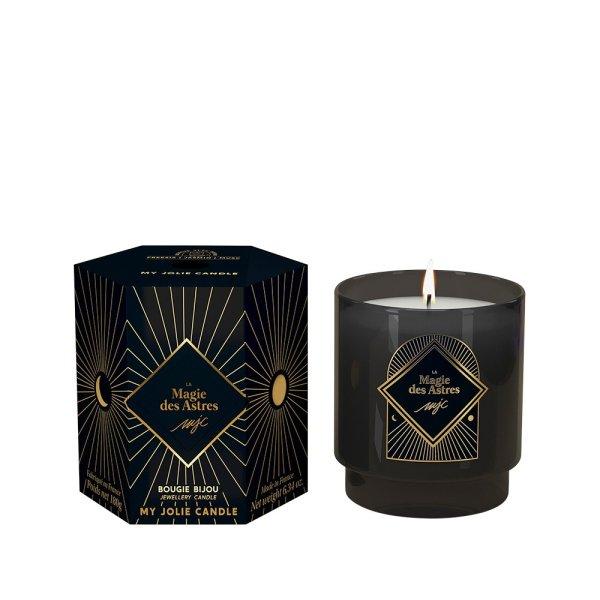 My Jolie Candle Illatgyertya 36 óra nyaklánccal Le Magie Des Astres Teafa
virág 320049