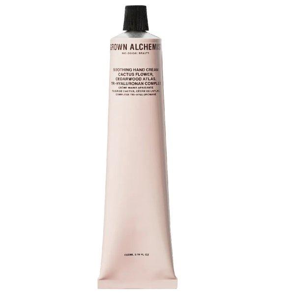 Grown Alchemist Nyugtató kézkrém Cactus Flower, Cedarwood Atlas,
Tri-Hyaluronan Complex (Soothing Hand Cream) 65 ml
