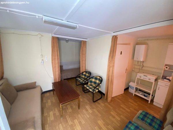 GYÓGYFÜRDŐ HÁTSÓ BEJÁRATÁNÁL 1340 M2- ES FEJLESZTHETŐ PARKOSÍTOTT
TELKEN 2 ÉPÜLETBEN 4 APARTMAN.. - Mezőkövesd