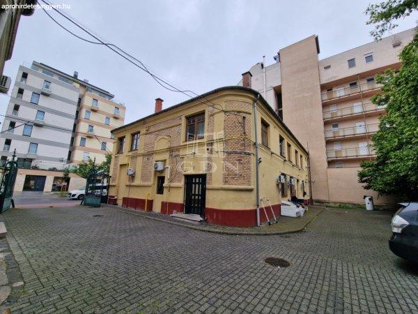 Eladó ipari ingatlan Budapest, XIII. kerület, 	Béke úthoz közel