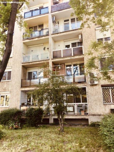 Eladó  Budapest, IX. kerület, 	Napfény utca