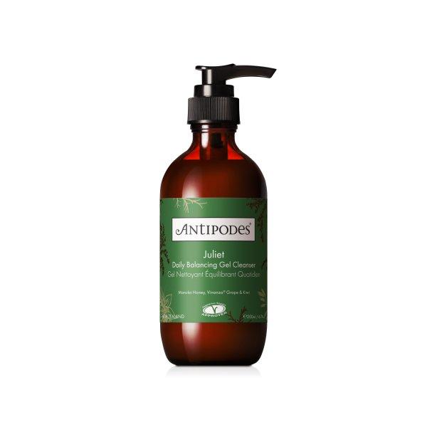 Antipodes Tisztító bőrvilágosító gél Juliet (Anti-Blemish Gel Cleanser)
200 ml