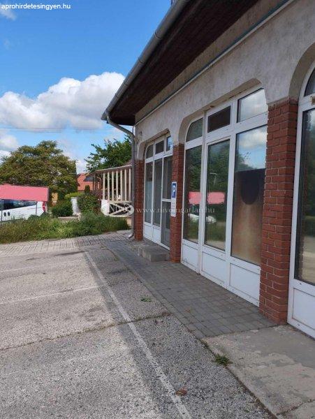 Eladó 90 nm-es Üzlet Veszprém
