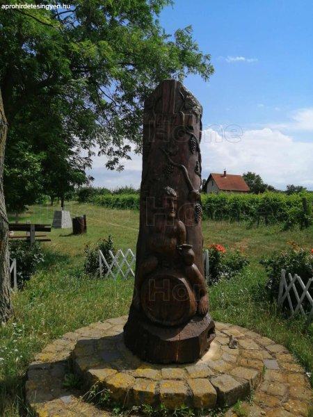 Zártkerti nyaraló Balatonöszödön - Balatonőszöd
