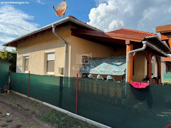 Eladó családi ház Tököl, 	Dobó Katalin utca 60.2