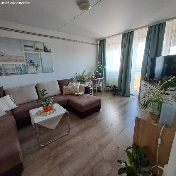Eladó 68m2-es Téglalakás, Siófok