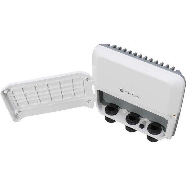 MikroTik RB5009UPr+S+OUT 1x2.5GbE PoE LAN 7xGbE PoE LAN 1xSFP+ port IP66
kültéri Smart router