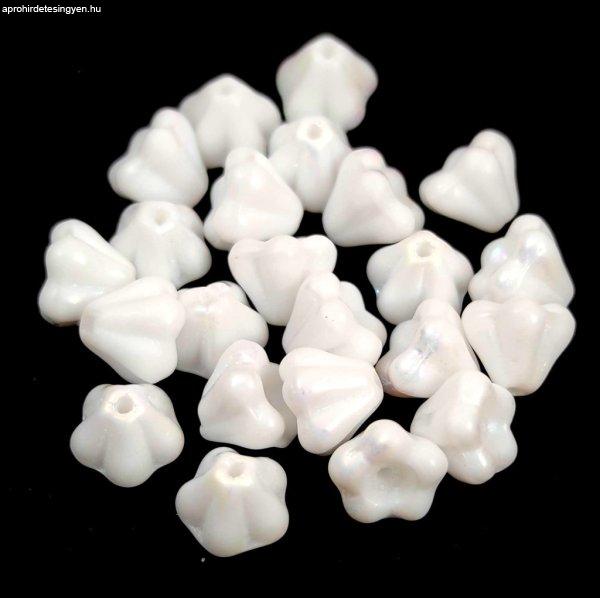 Cseh préselt virág gyöngy - harangvirág - Alabaster AB - 4x6mm - 20+2db
