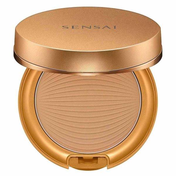 Sensai Vízálló púder Revitalizáló Silky Bronze (Natural Veil Compact) 8,5
g SC03 Medium