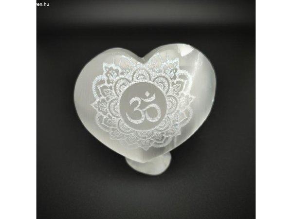 Szelenit szív álló om mandala 6-7cm