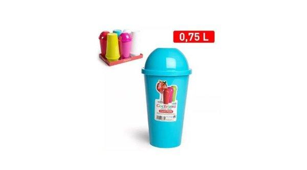 750 ml-es színes műanyag shaker