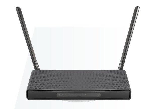 MIKROTIK RouterBOARD hAP AC3 + L4 (716MHz; 256MB RAM, 5xGLAN switch, 1x 2,4+5GHz
802.11ac plastic case, forrás)