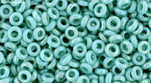 Toho demi round gyöngy - 413 - Opaque-Rainbow Turquoise - 8/0