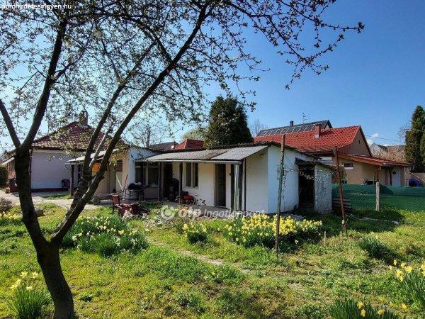 Eladó Ház, Siófok