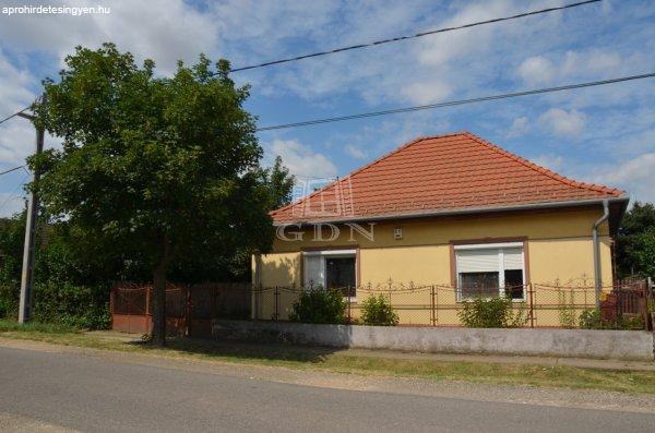 Eladó családi ház Taktaharkány, 	Kossuth utca