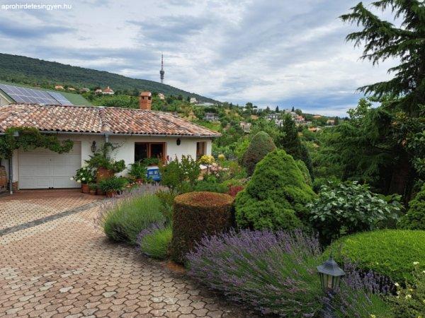 Kiadó 64 nm-es Felújított Téglalakás Pécs Mecsekoldal/Deindol 