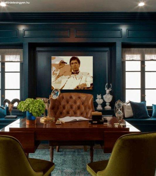 A legnagyobb maffiózók a képernyőn SCARFACE - TONY MONTANA szivarozás
közben