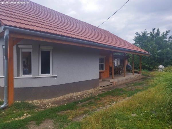 Ongán eladó családi ház