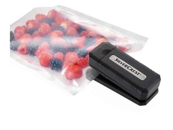 SilverCrest SFSGM 1.5 D1 mini 4.8W kézi elemes fóliahegesztő 0.05 - 0.2 mm
vastagságú zacskók és tasakok gyors lezárásához (csak hegeszt, nem
vákuumoz)