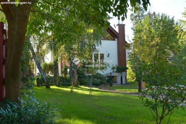 Eladó nagyon szép családi ház, Kecskemét-Kadafalván