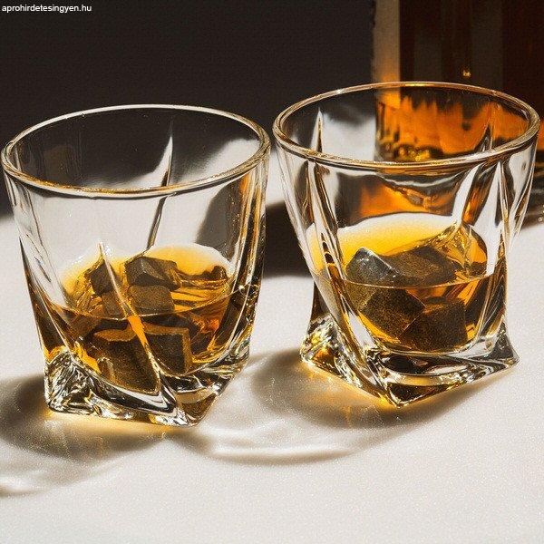 Csavart whisky pohár szett kőkockával 2 db