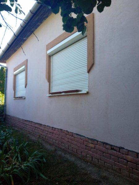Eladó 55 nm-es Közepes állapotú Családi ház Gyomaendrőd