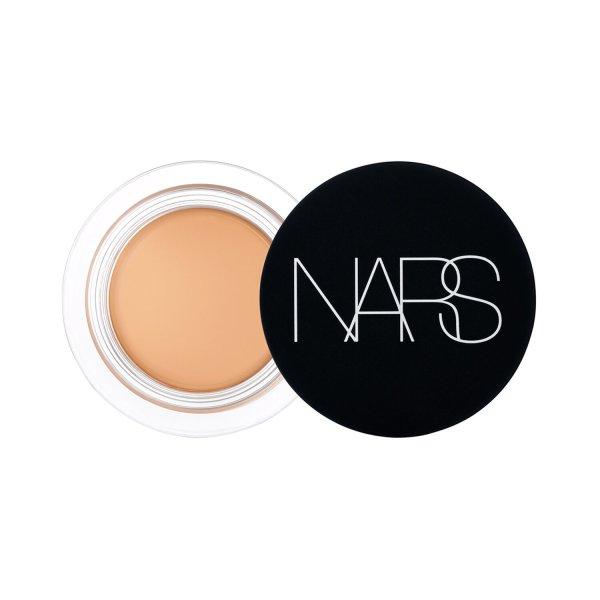 NARS Mattító korrektor (Soft Matte Complete Concealer) 6,2 g Macadamia