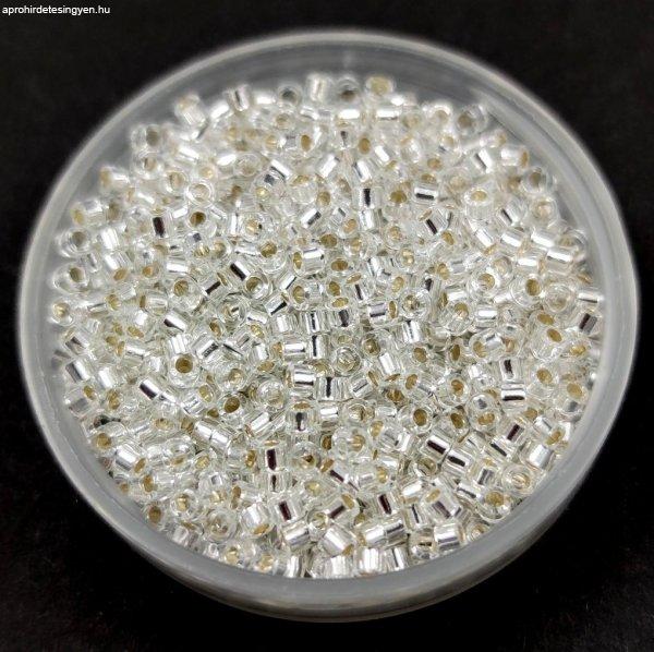 Miyuki delica gyöngy 0041 - ezüst közepű kristály - 11/0 - 50g-AKCIOS