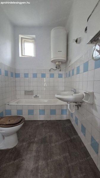 2 szobás családi ház eladó Békésen