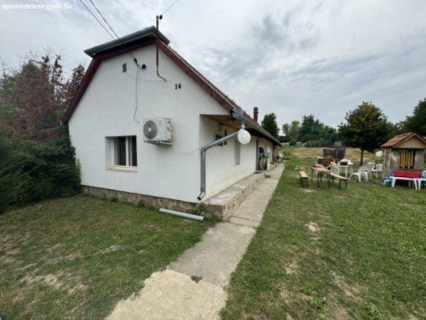 Eladó 74 nm-es Családi ház Bogád