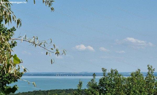 Panorámás, építhető zártkert eladó Felsőörsön!