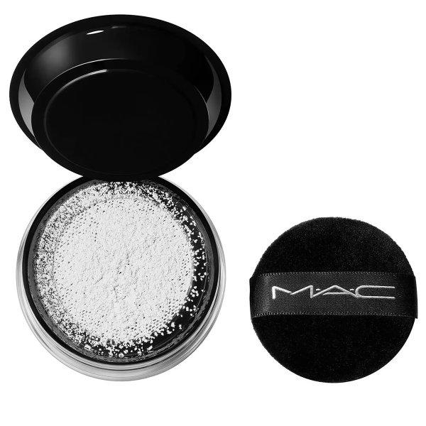 MAC Cosmetics Laza fixáló púder Studio Fix Pro Set Blur (Weightless Loose
Powder) 12 g Translucent