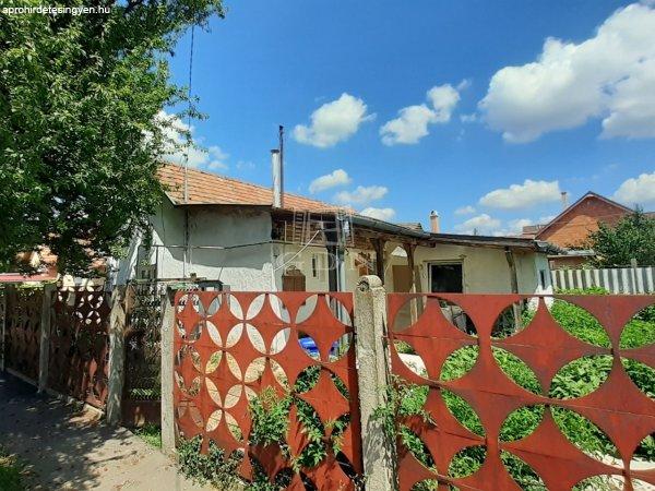 Eladó családi ház Debrecen, 	Császár Péter utca